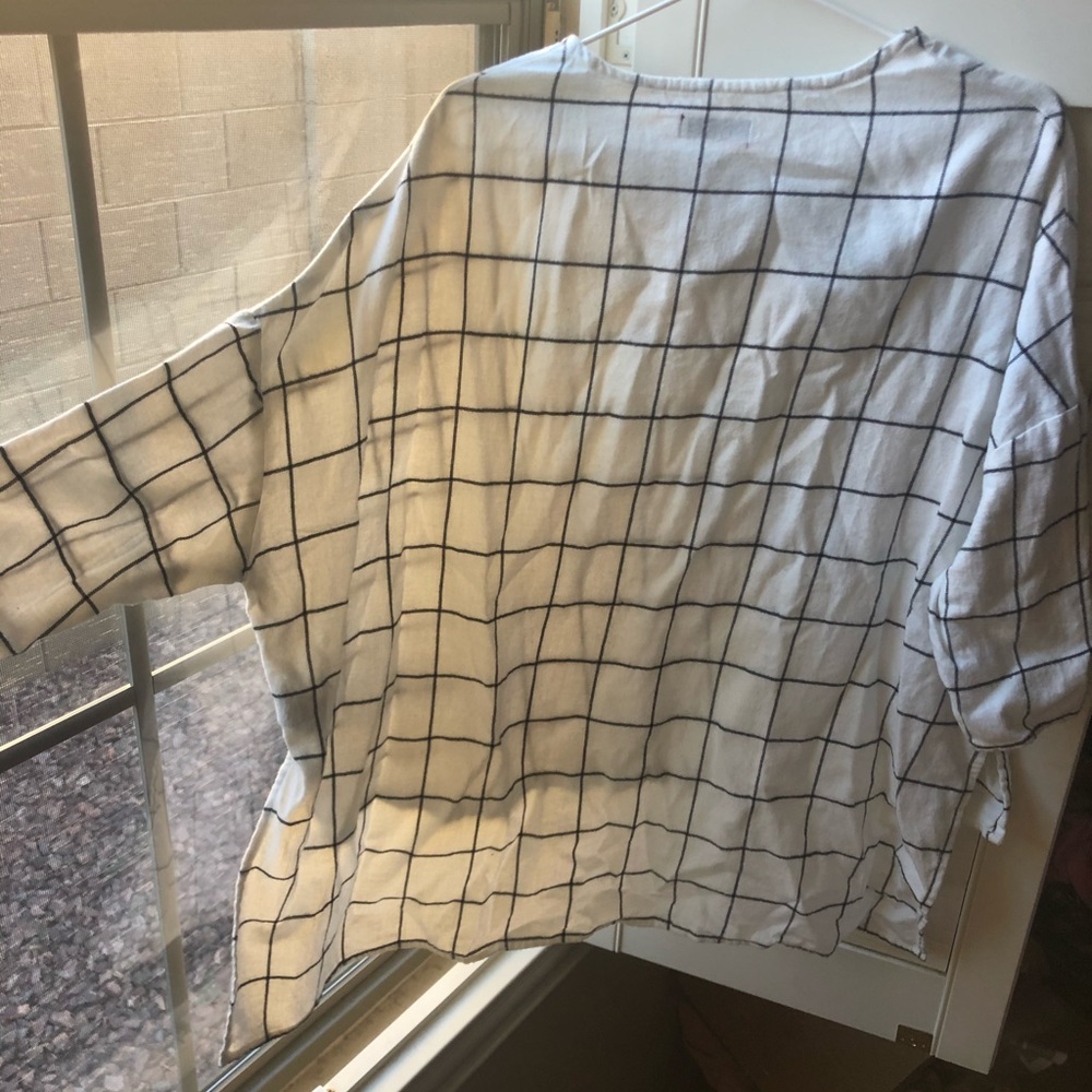 BDG Oversized grid tee